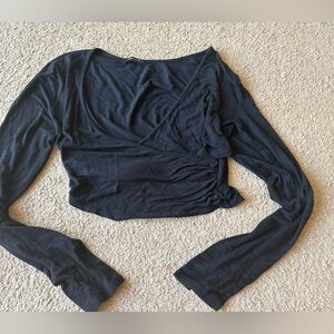 Long sleeve crop top